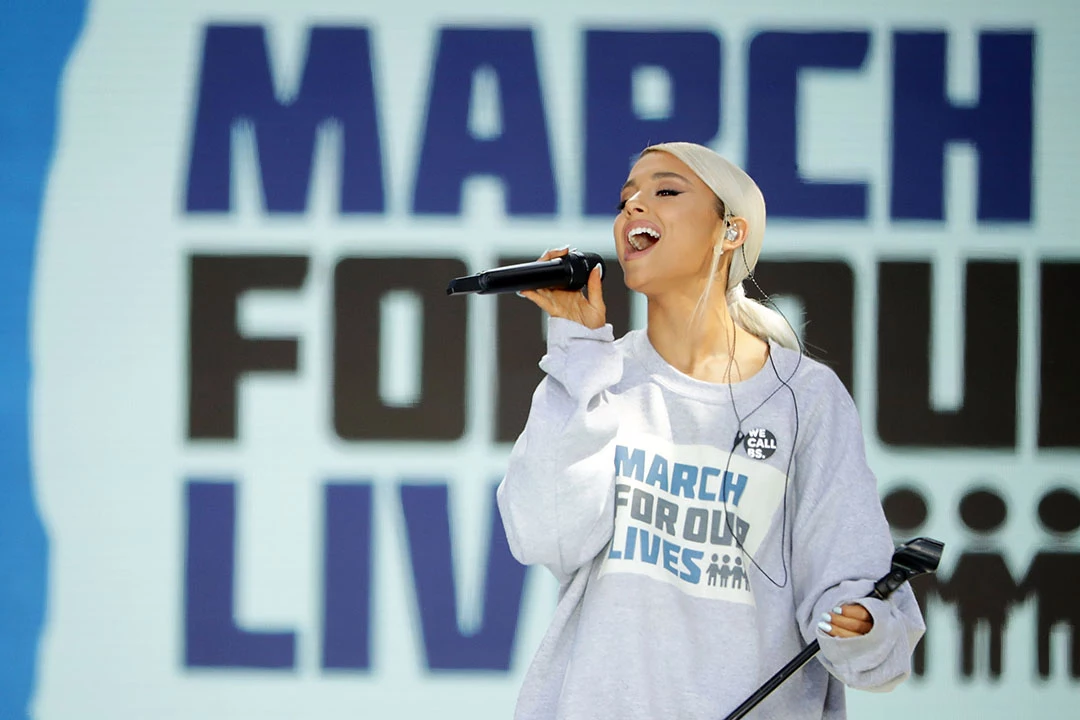 Ariana Grande Thanks Students at 2018 ...